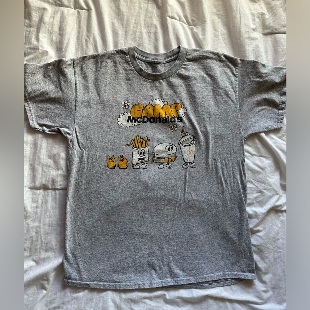 Camp Mcdonalds grey tshirt